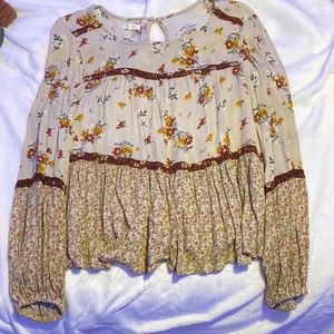Floral Ling Sleeve Top Sz M